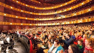 Shen Yun's Universal Values Appeal to Western Audiences