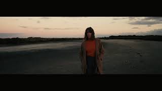 Ainslie Wills - Fear Of Missing Out (Official Video)