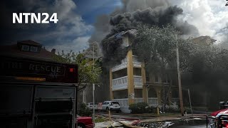 Voraz incendio consume gran parte de edificio de apartamentos en Miami