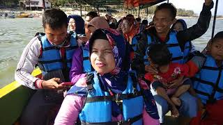 Waduk Gajah Mungkur (Naik perahu keliling tambak)