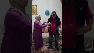 جوزي بيخوني مع اختي