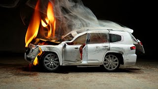 Crashing New Toyota Land Cruiser LC300 Diecast Model Car Crash Test