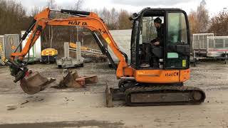 Köp Minigrävmaskin Hanix H32CR med tiltrotator på Klaravik