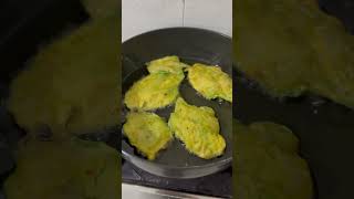 No fail palak patta pakoda😋 screat recipe🤔 easy recipe #shorts #trending #viral