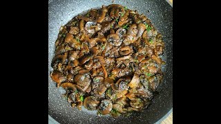 เห็ดแชมปิญองผัดเนย (champignon mushrooms)