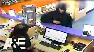 Clerk Stops Would-Be Robber with Religion | I Survived a Crime | A&E