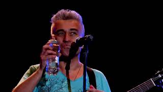 Jorge González -  Estrechez de corazón (Corazones en vivo)