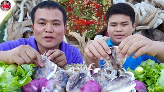 หมึกหอมตัวพอดีคำ น้ำจิ้มตำมือสูตรบ่าวท้าวรสเด็ดแซ่บๆ นัวๆ กรอบกรุบสุดยอดคัก