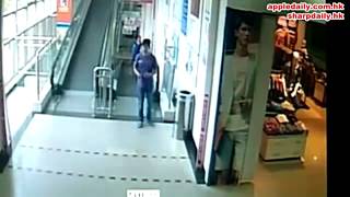 婦人遭賣場手推車撞死！A Shanghai Lady die after hit by a shopping trolley