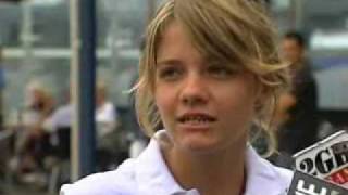 Aussie Schoolgirl Attempting To Sail Solo Around The World