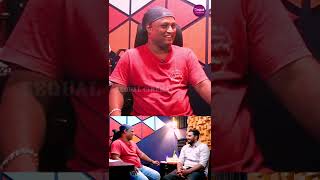 நா அவருக்கு மட்டும் MUSIC DIRECTOR இல்லேங்க எல்லாருக்குமே  தான்!😂 |  Music Director Jubin | #shorts