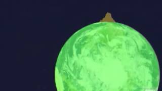 Why Doesn't the Moon Fall Down? - showmethephysics.com