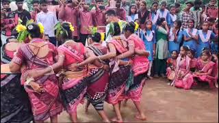 Jogimunda high school girls suravi dance 👍👍#youtube #trending #sambalpuri #song #video