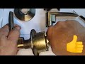 paano ayusin ang sirang doorknob how to repair a doorknob damage through inside