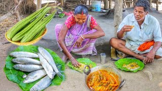 FISH CURRY with RIDGE GOURD cooikng and eating by our sanntali tribe old couple