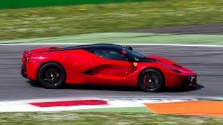 3x Ferrari LaFerrari on Track!!!