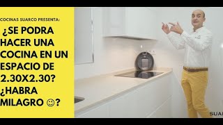 Cocina pequeña blanca y moderna con encimera de cocina silestone.