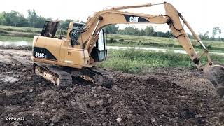 Excavator,អាអិចកាយដីដាក់កូនឡានឆ្នៃ,ឡានដឹកដី,รถขุดและรถบรรทุก, รถบรรทุกรีไซเคิล