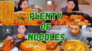 Mukbangers eating Plenty of Noodles 🔥🍜😱 Mukbang Compilation video by Chillbites 🔥