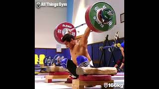 166kg 365lbs block snatch PR as a 77kg back in 2021 Prank World King