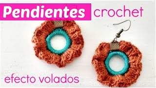 Crochet earrings with flying effect