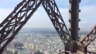 Eiffel Tower Time Lapse Going Up