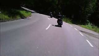 Kawasaki W 650 vs  Triumph Bonneville Speed Cruising