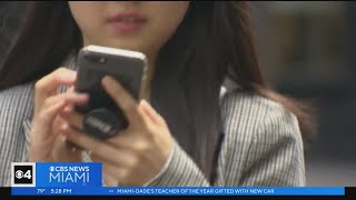 FCC cracks down on spam texts