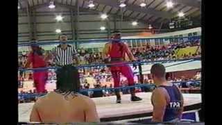 WWC: Carly Colón (Carlito) \u0026 Ray González vs. Thunder \u0026 Lighting (2001) - Caguas II