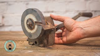 A Relic of Socialist Poland: Hand-Crank Grinder Restoration