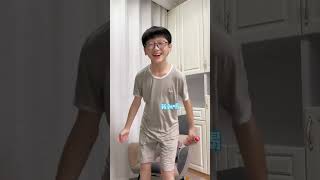 妹妹：今天我让你喝个够#花式带娃 #穿汉服的小朋友 #人类幼崽的快乐