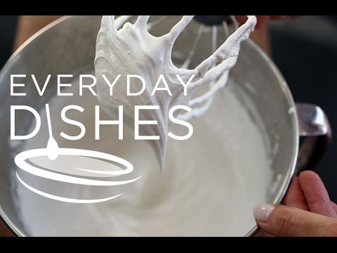 How to Make Fluffy Boiled White Icing How to Make Fluffy Boiled White Icing