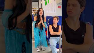 The evil Jasmine became Haggy on the subway…😮😬 (not for kids) #jasminemeyer #poppyplaytime