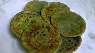 Palak Aloo Paratha || Palak Aloo Stuffed Paratha|| Healthy Breakfast Recipe #yasminhomekitchen