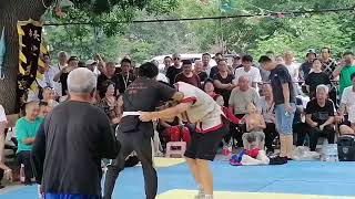 中国式摔跤这第一跤就看出来差距了 Chinese amateur wrestling