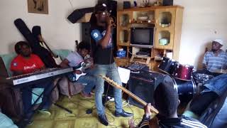 Philip Noldan _ Nyar jodongo rehearsal