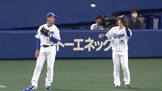 上手すぎるグローブ扱いで渡辺勝を翻弄する福留孝介 (2021/08/08)