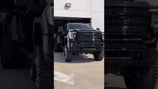 2022 GMC 3500 denali