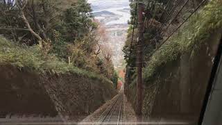 皿倉山ケーブルカー　上り　北九州市