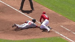 STL@CIN: Cueto fires to pick off Wong at first