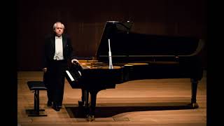 Grigory Sokolov plays Schumann Arabesque and Fantaisie - live Paris 2016