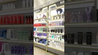 Looks Prive Salon at Pacific Mall, Tagore Garden