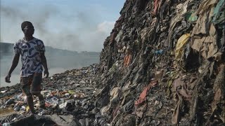 Le Ghana confronté au fléau de la pollution textile • FRANCE 24