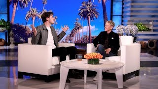 Zach Woods Made Eye Contact with a Tandem Bicyclist While Naked in an Outdoor Shower