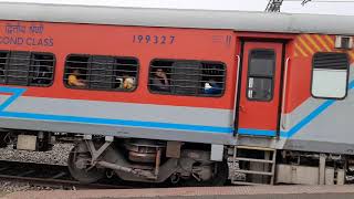 05906 Vivek Express Special Departing from Jalpaiguri Road(JPE) #LongestRuningTrainOfIndia #VivekExp