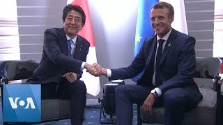 Macron Meets Japan's Shinzo Abe on Sidelines of G7 Summit