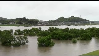 四万十川の増水　Shimanto River is swollen.