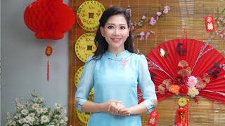 MC Mỹ Vân hướng dẫn tư thế đứng chuẩn đẹp khi giao tiếp.