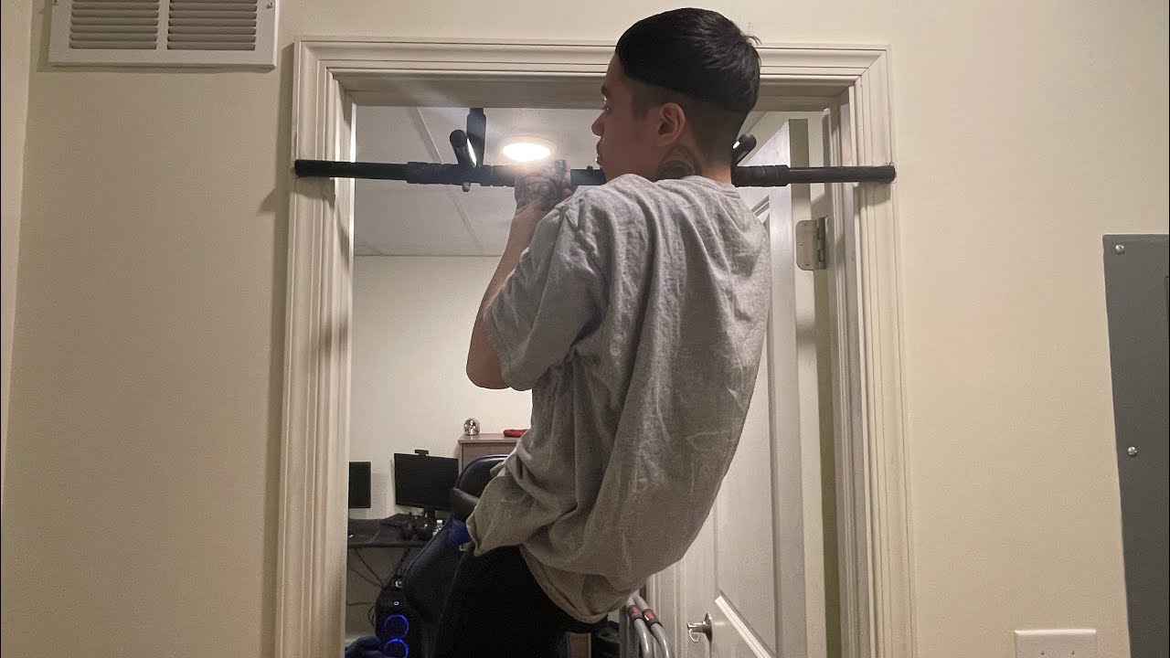 How To Commando Pull Up Youtube