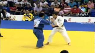 Judoca Felipe Kitadai faz cocô ( caga - Defeca) durante luta no PAN 2011